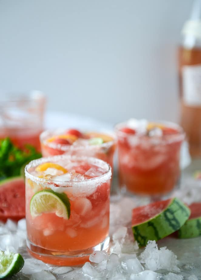 watermelon rosé margaritas by @howsweeteats I howsweeteats.com