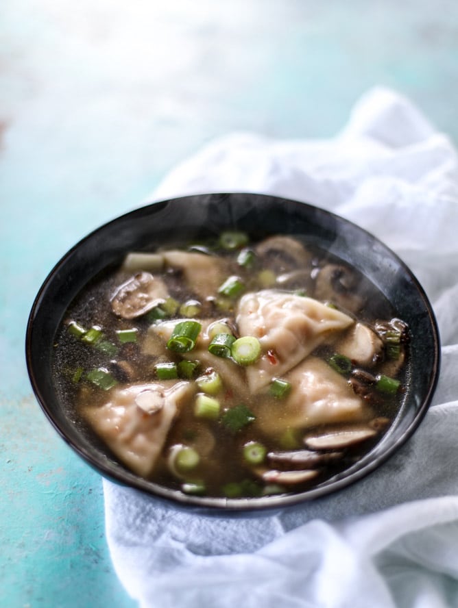 butternut squash wonton soup I howsweeteats.com