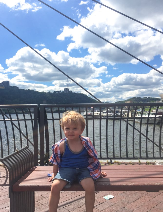 max moments I howsweeteats.com