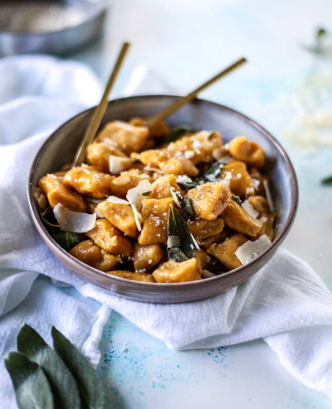 pumpkin ricotta gnocchi with vanilla brown butter I howsweeteats.com