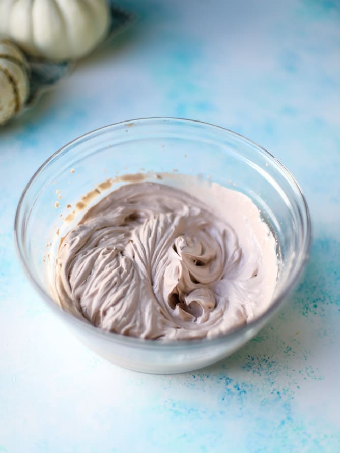 pumpkin nutella hot chocolate I howsweeteats.com