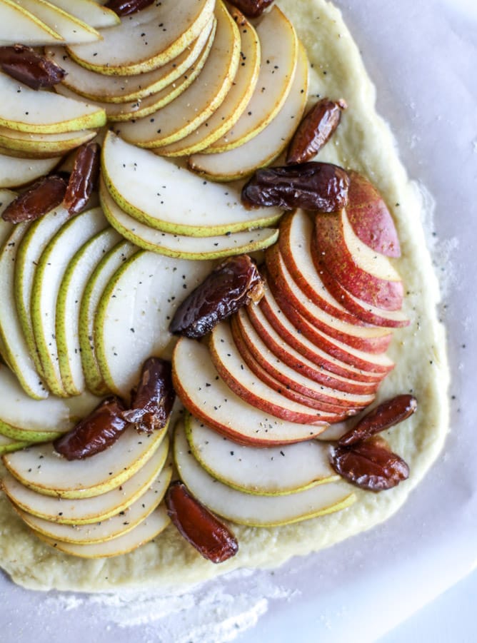 savory pear flatbread with dates, burrata cheese and crispy sage I howsweeteats.com