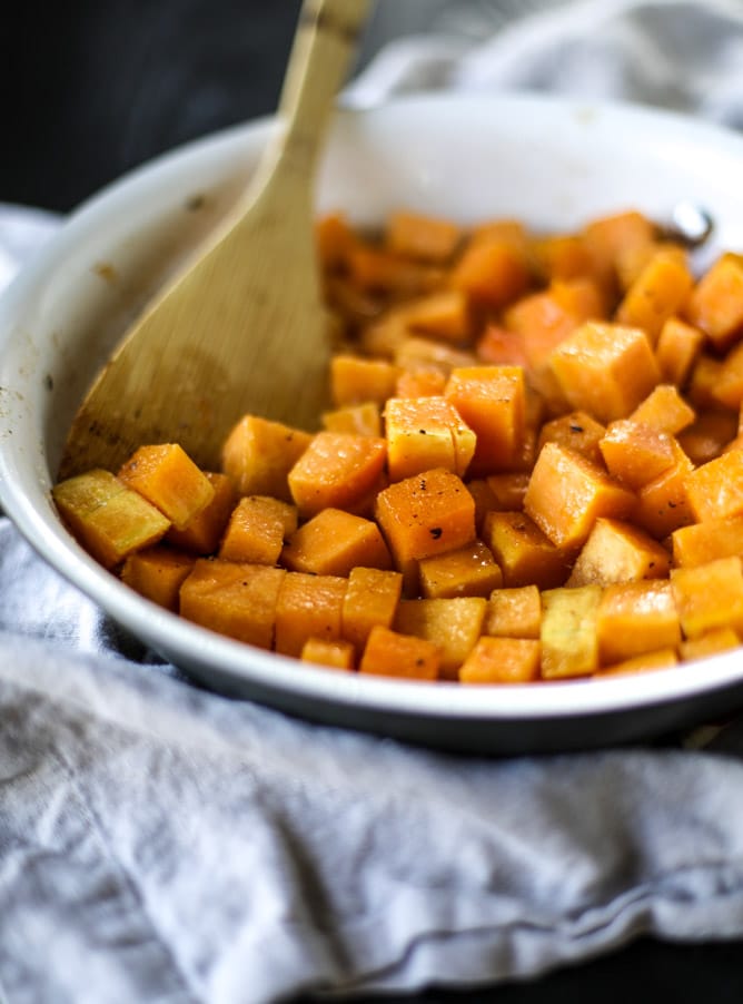 bacon butternut squash risotto I howsweeteats.com 