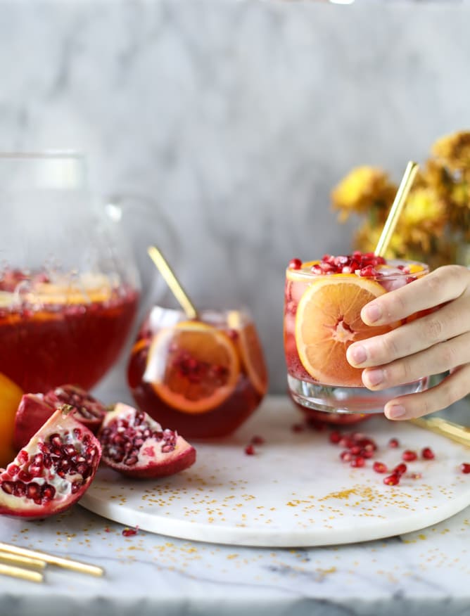 pomegranate orange punch I howsweeteats.com 