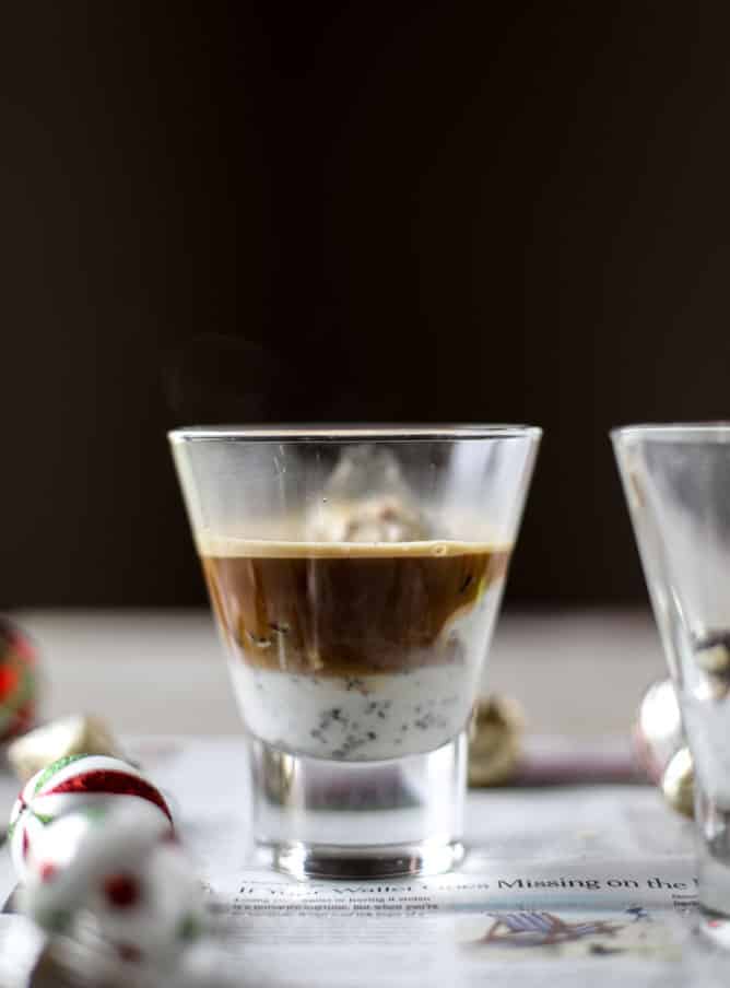 how to make peppermint affogato (video!) I howsweeteats.com 