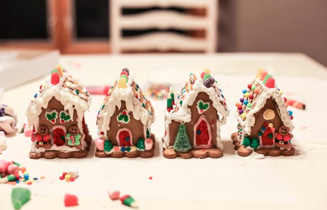 12 days of Christmas giveaway I howsweeteats.com 