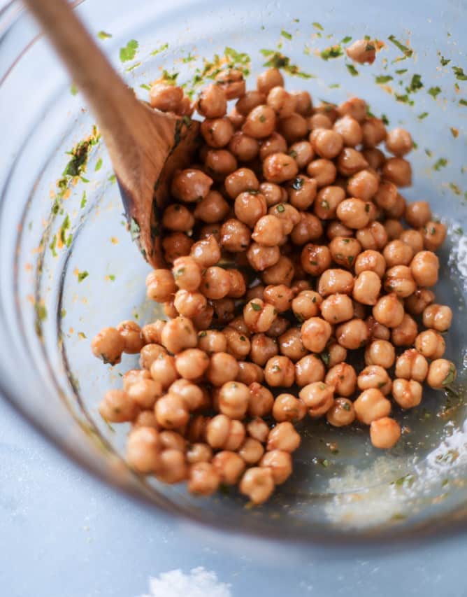 slow roasted sweet potatoes with garlic chickpeas and blue cheese sauce I howsweeteats.com 