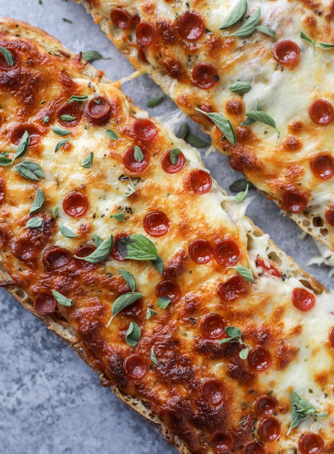 ciabatta bread pizza I howsweeteats.com 