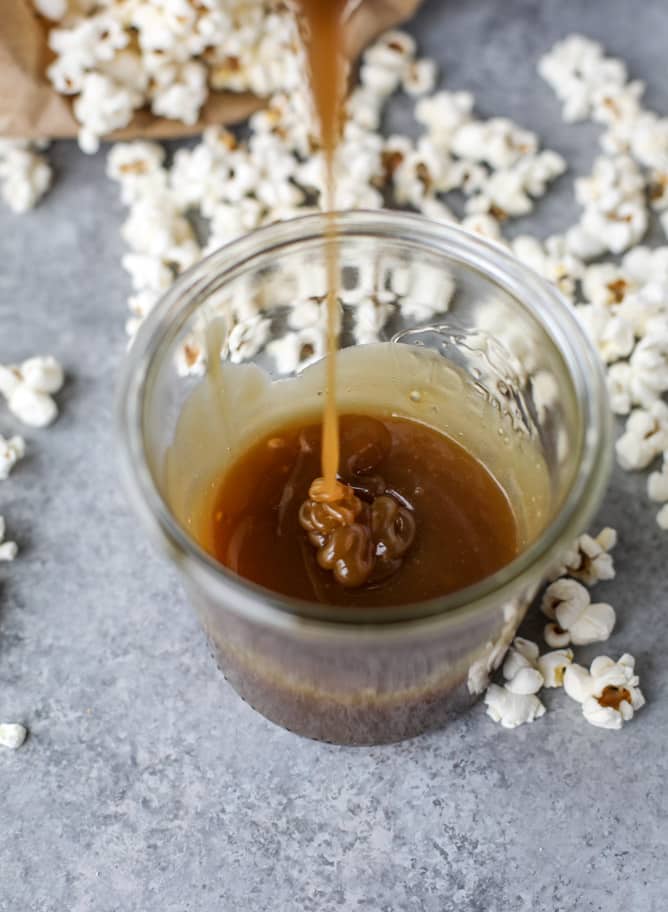 champagne caramel popcorn & bacon truffle parmesan popcorn recipe I howsweeteats.com 