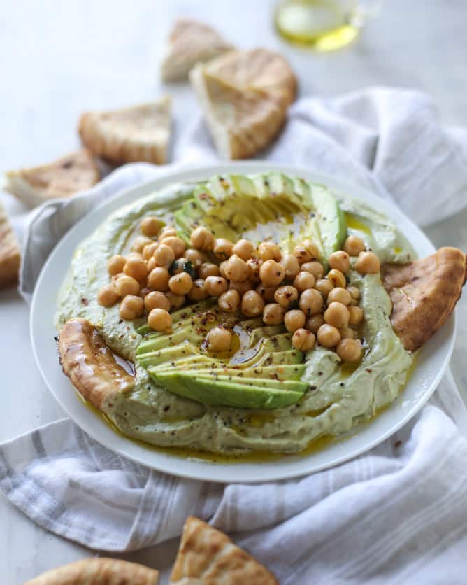 avocado hummus I howsweeteats.com