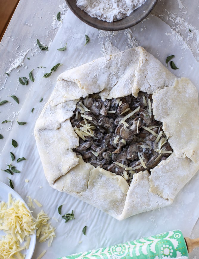 portobello mushroom galette with gruyere thyme crust I howsweeteats.com 