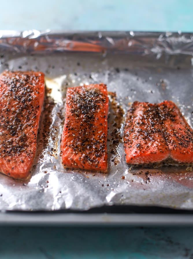 salmon citrus salad with avocado I howsweeteats.com 