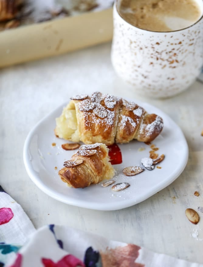 puff pastry almond croissants I howsweeteats.com 