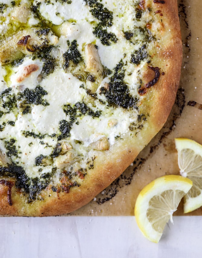 artichoke burrata pizza with lemon basil pesto I howsweeteats.com