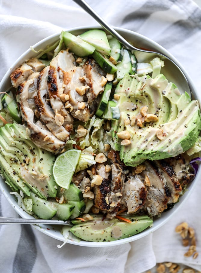 chicken avocado salad with peanut dressing I howsweeteats.com