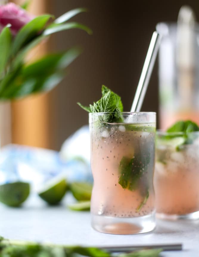 grapefruit mint chia refresher I howsweeteats.com