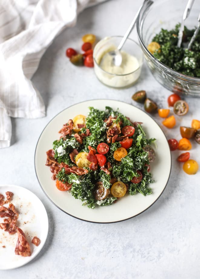 BLT shredded kale salad with greek yogurt ranch I howsweeteats.com
