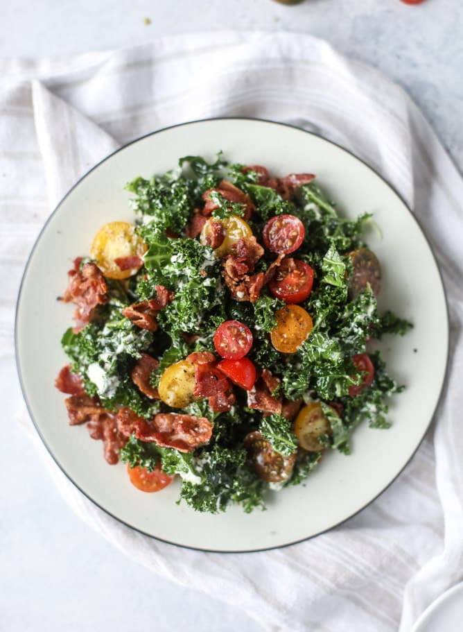 BLT shredded kale salad with greek yogurt ranch I howsweeteats.com