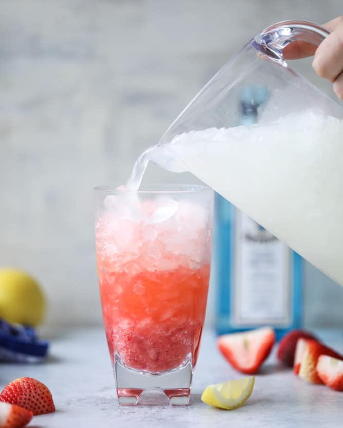 strawberry gin lemonades I howsweeteats.com