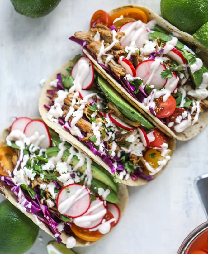 beer braised chipotle chicken tacos I howsweeteats.com