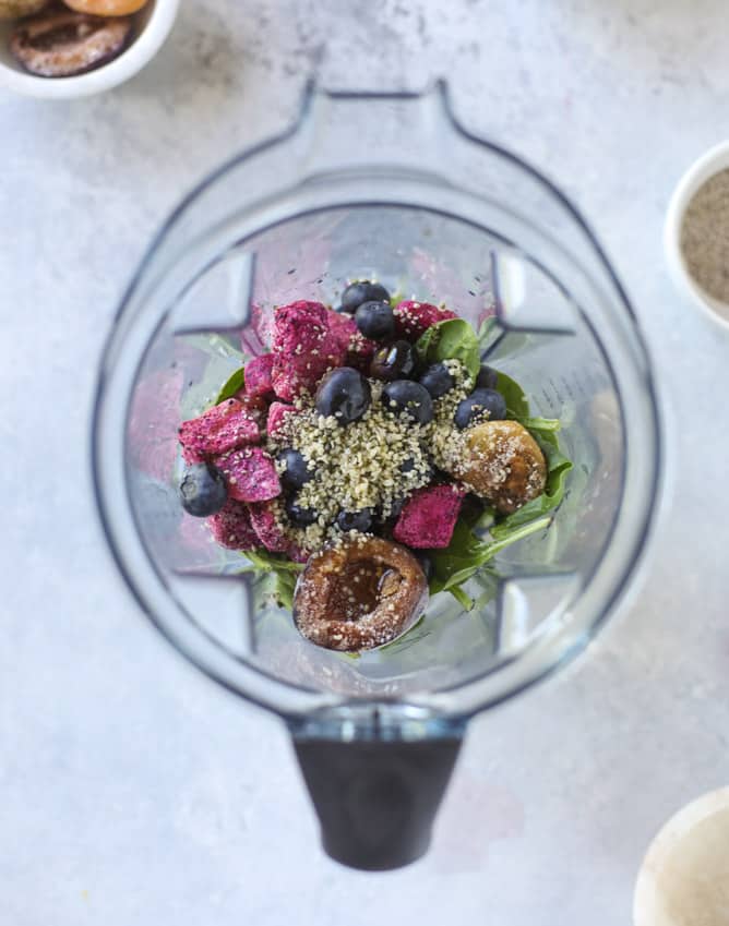 pink dragonfruit + blueberry smoothie I howsweeteats.com