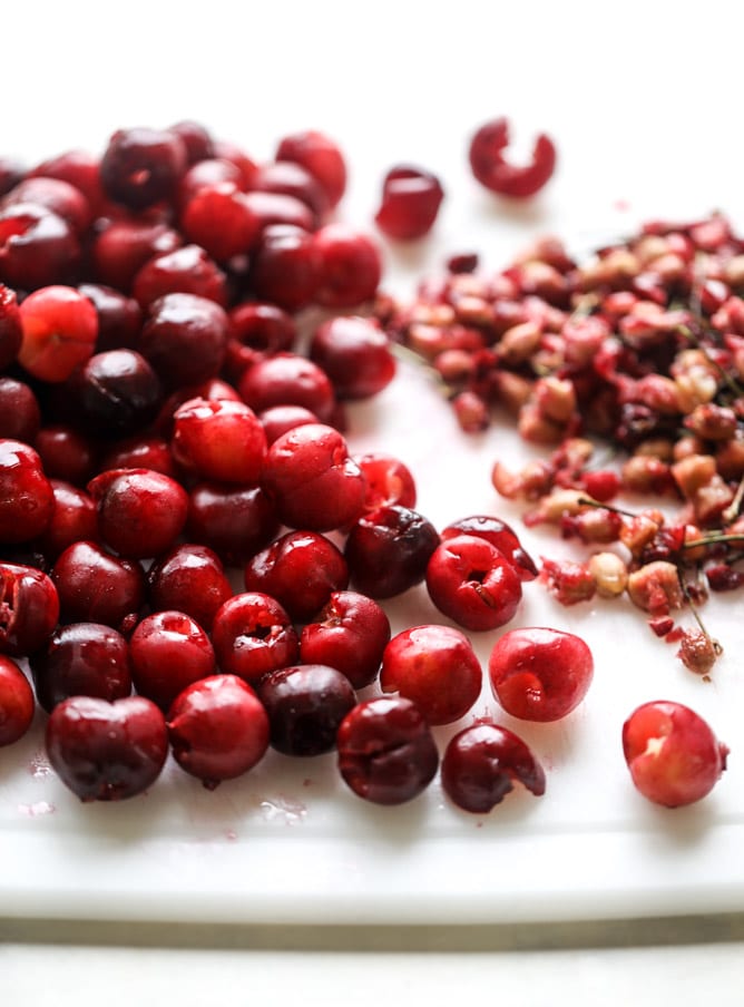 cherry peach crisp with oatmeal cookie crumble I howsweeteats.com 