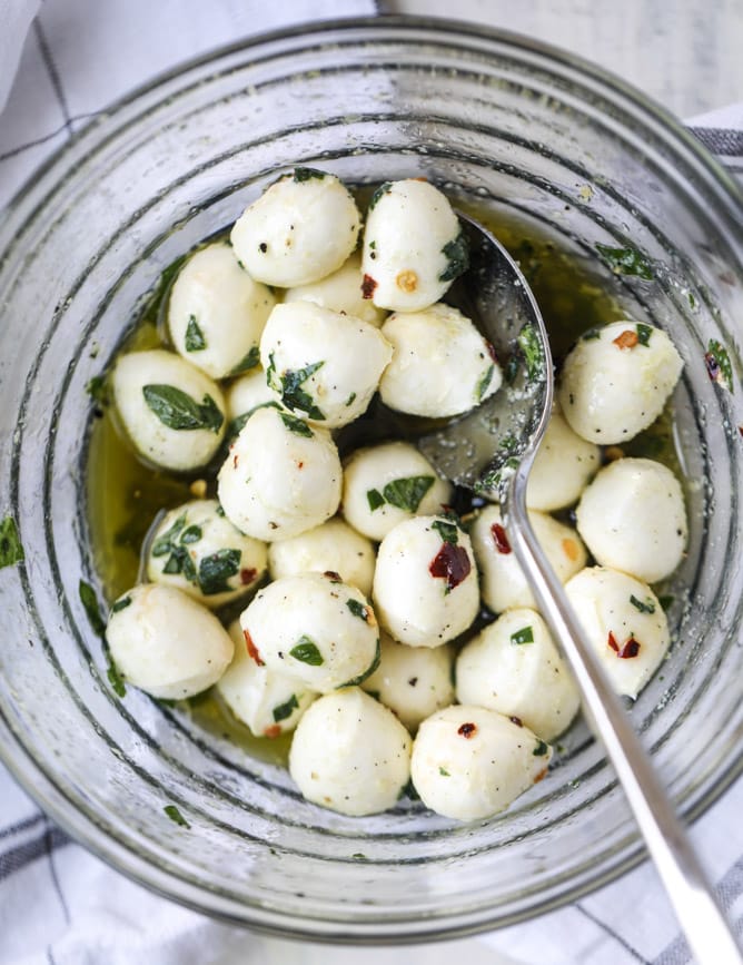 marinated mozzarella melon salad I howsweeteats.com 