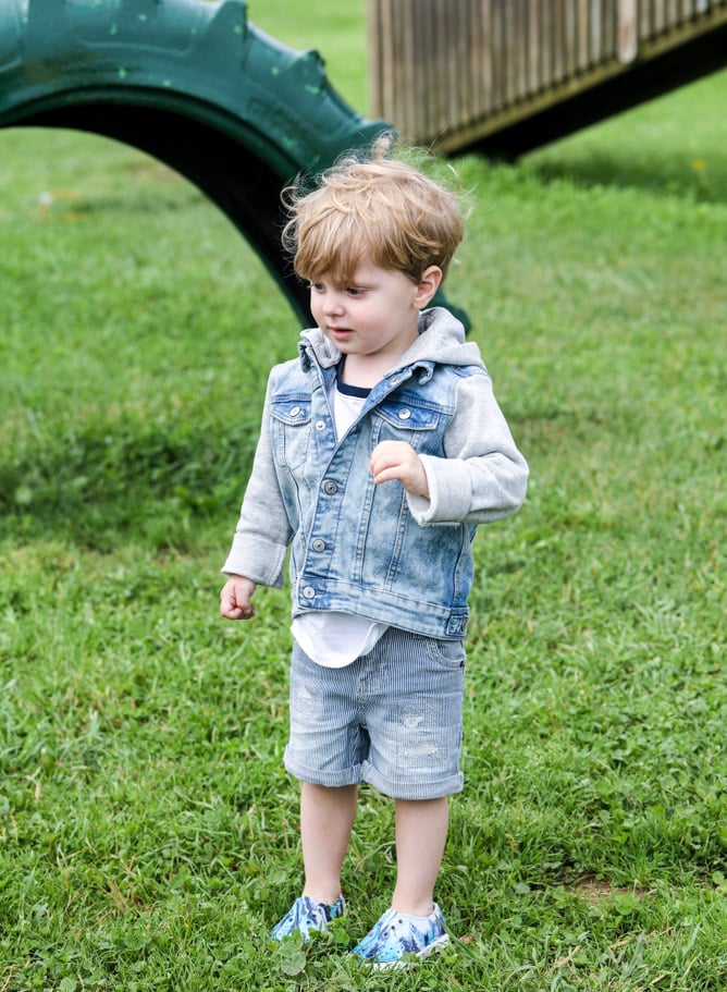 strawberry picking I howsweeteats.com 
