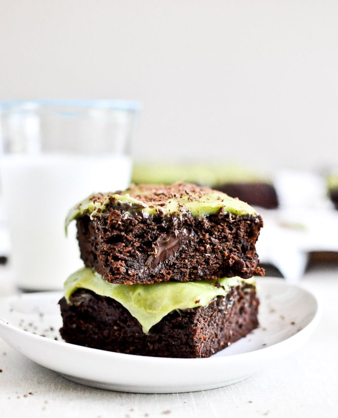 Fudgy Avocado Brownies I howsweeteats.com 