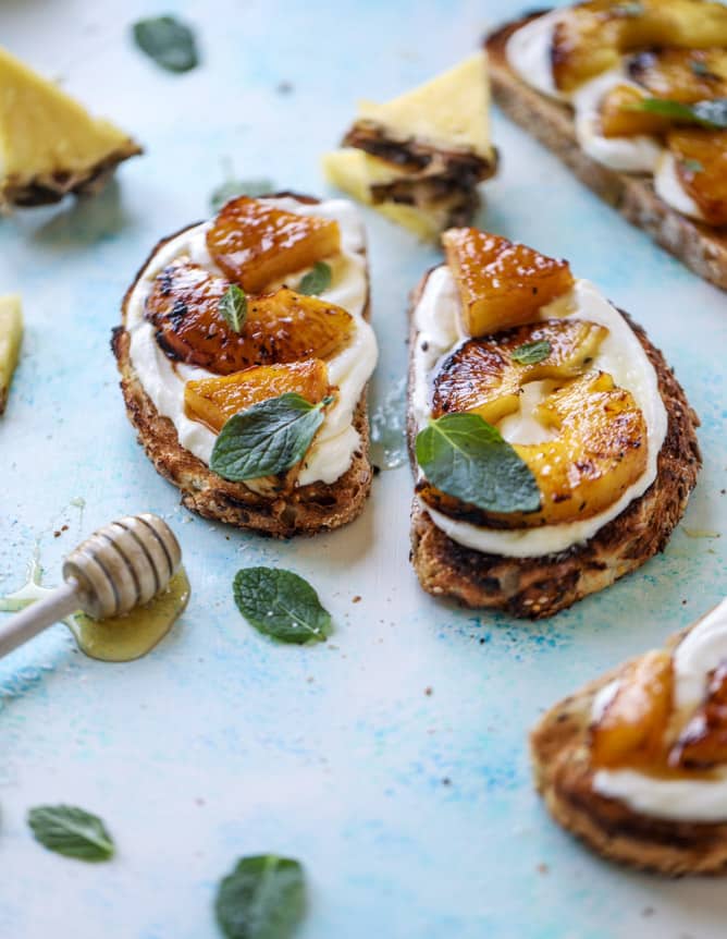 roasted pineapple ricotta toast I howsweeteats.com