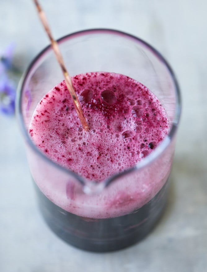 honey berry kombucha smash I howsweeteats.com