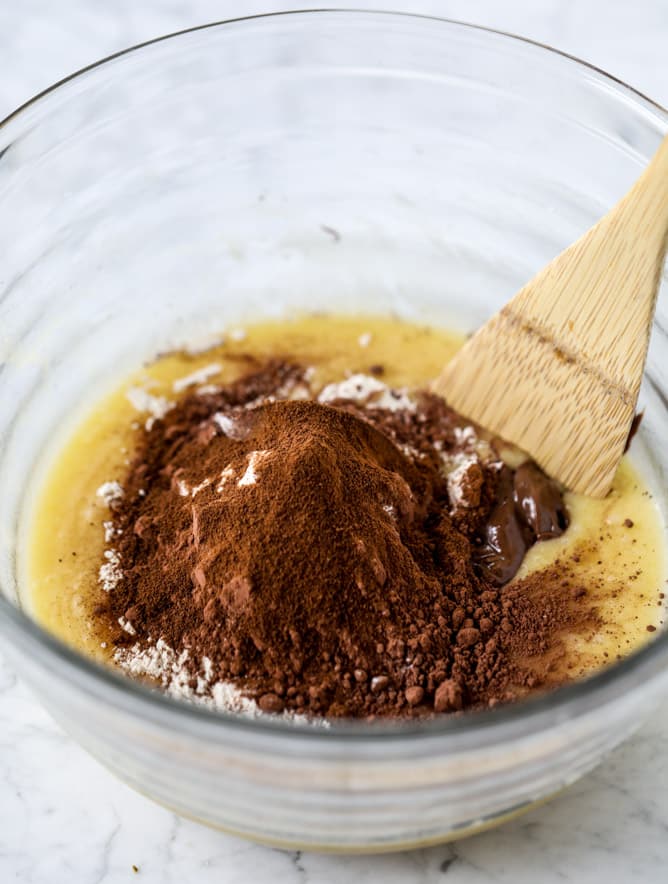 nutella coffee crunch brownies I howsweeteats.com