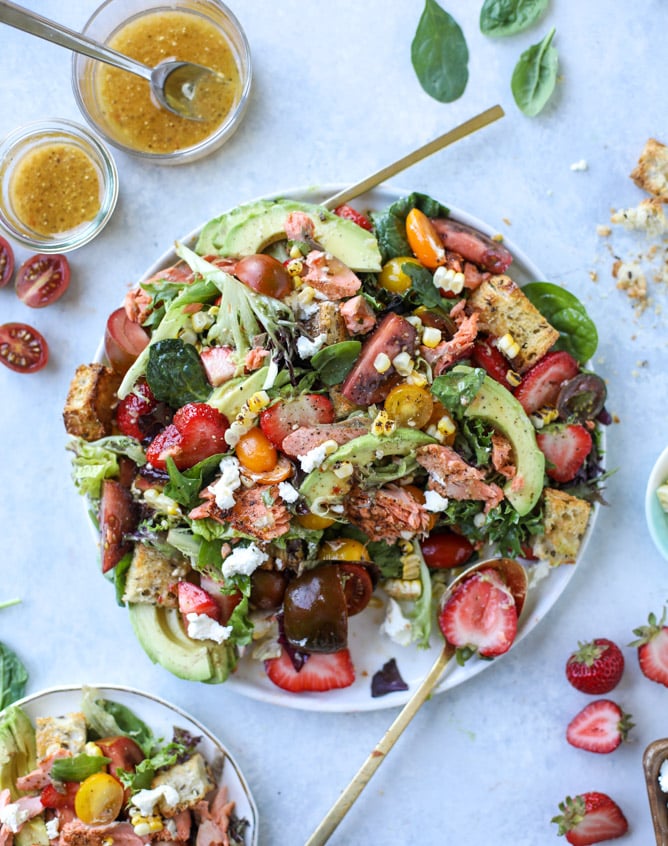 salmon strawberry panzanella salad I howsweeteats.com