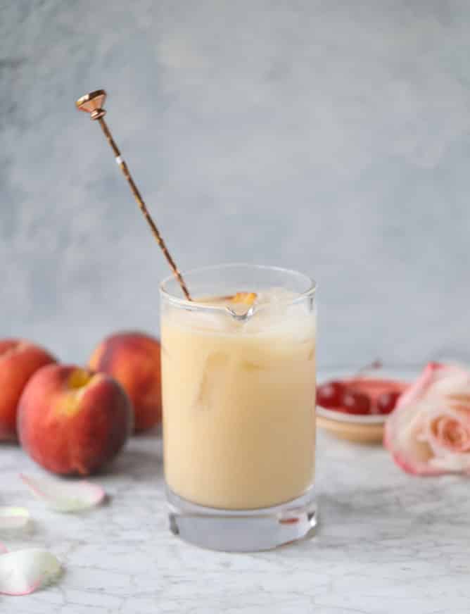 iced peach colada I howsweeteats.com
