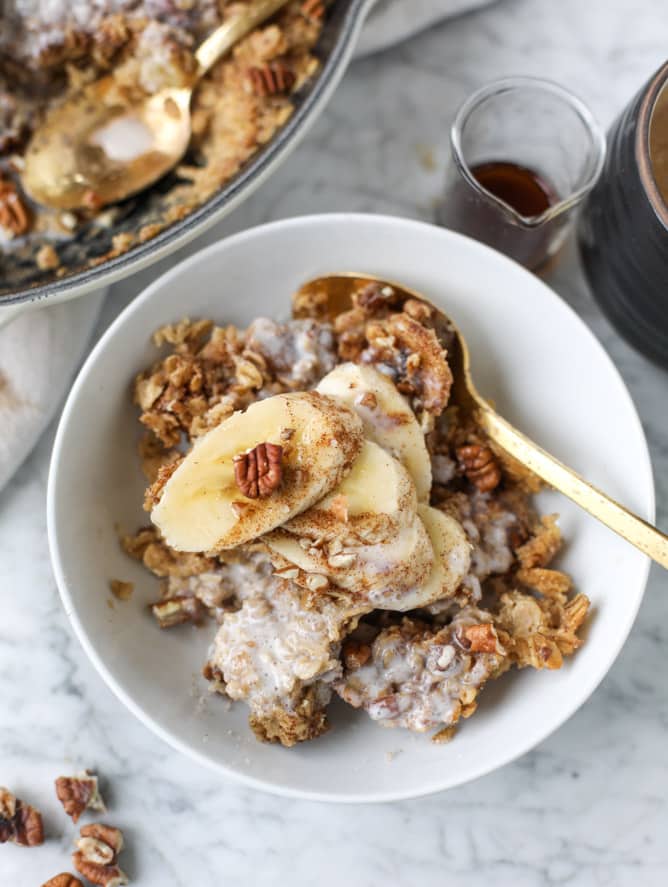 banana, bourbon and pecan baked oatmeal I howsweeteats.com