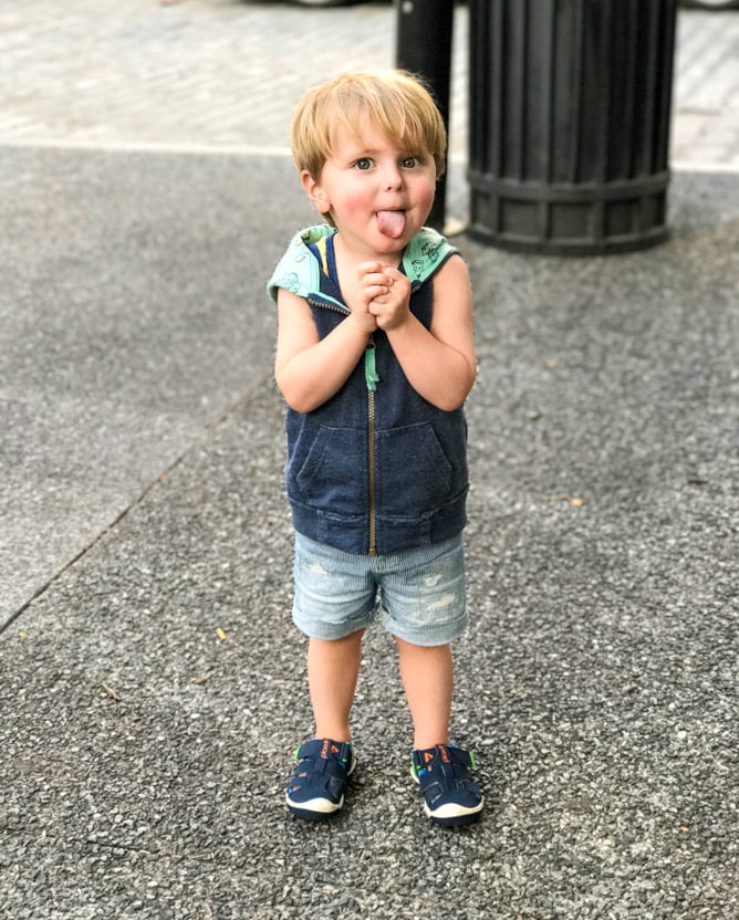 max moments I howsweeteats.com