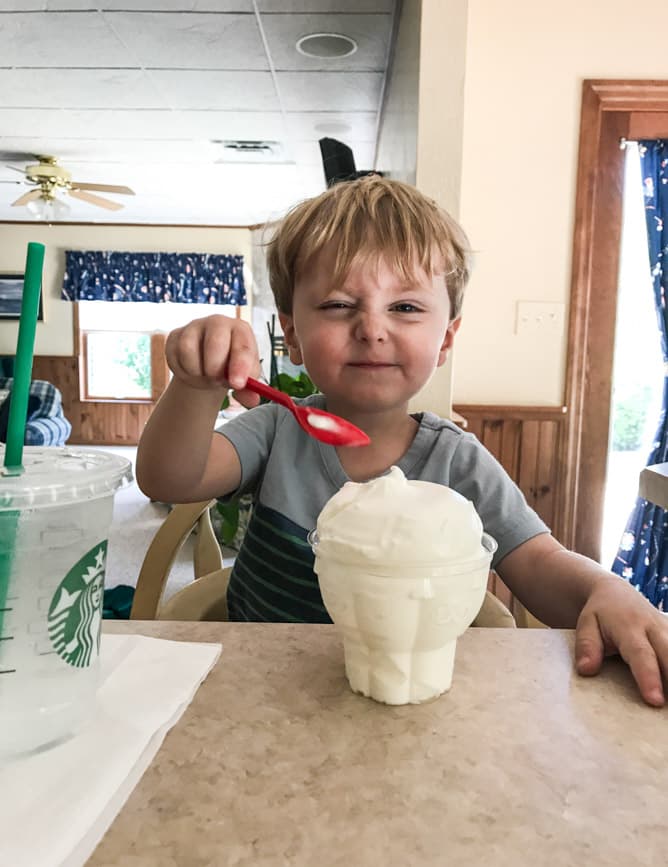 max moments I howsweeteats.com