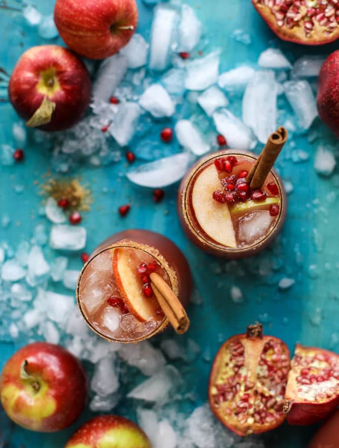 sparkling pomegranate cider punch I howsweeteats.com