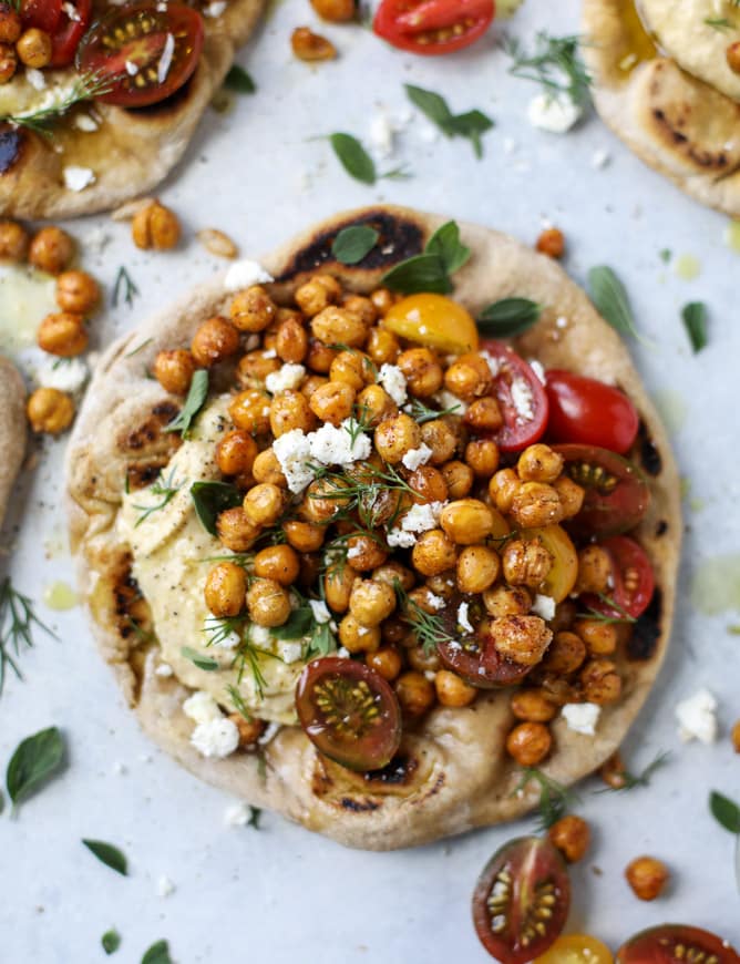 crunchy roasted chickpea pitas I howsweeteats.com #chickpeas #vegetarian 
