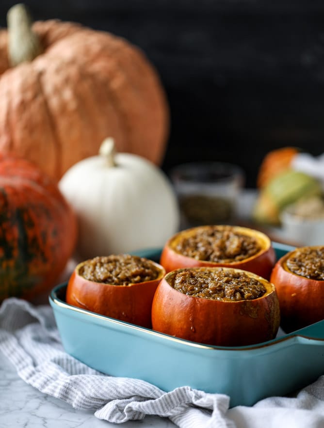 brûléed pumpkin pie oatmeal I howsweeteats.com #pumpkin #oatmeal #breakfast 