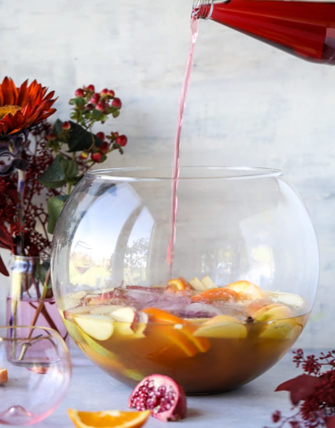 thanksgiving party punch I howsweeteats.com 