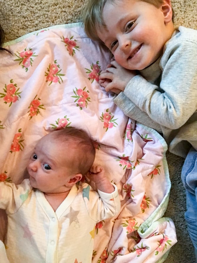 emilia at 4 weeks I howsweeteats.com