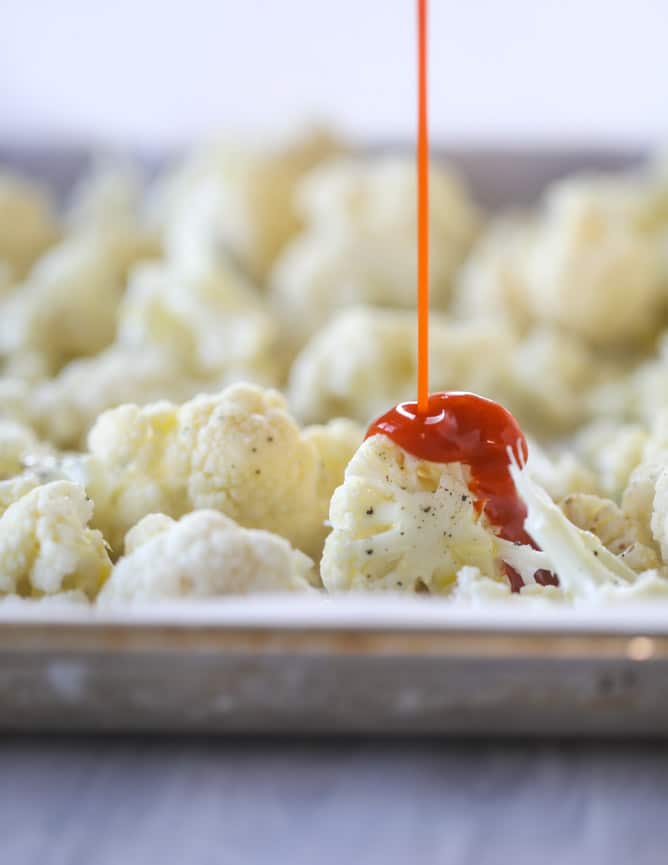 roasted buffalo cauliflower flatbread I howsweeteats.com #cauliflower #buffalo #pizza #flatbread