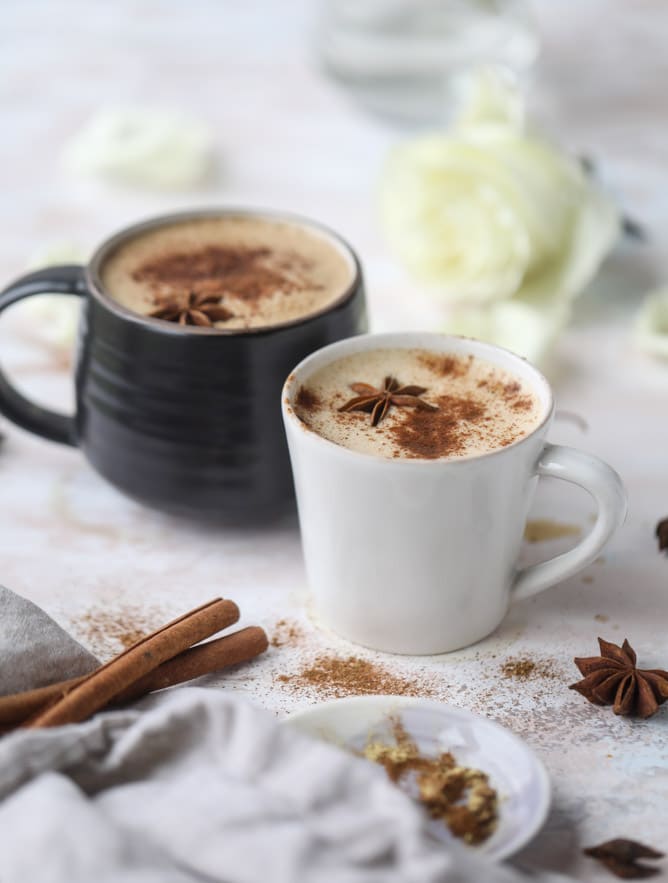 coconut chai power coffee I howsweeteats.com #coffee #coconut #chai #bulletproof #coconutoil