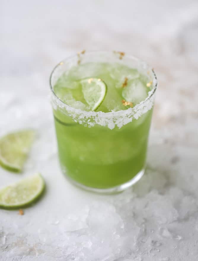golden green goddess margaritas I howsweeteats.com #greengoddess #margaritas #saintpatricksday #cocktails #golfleaf