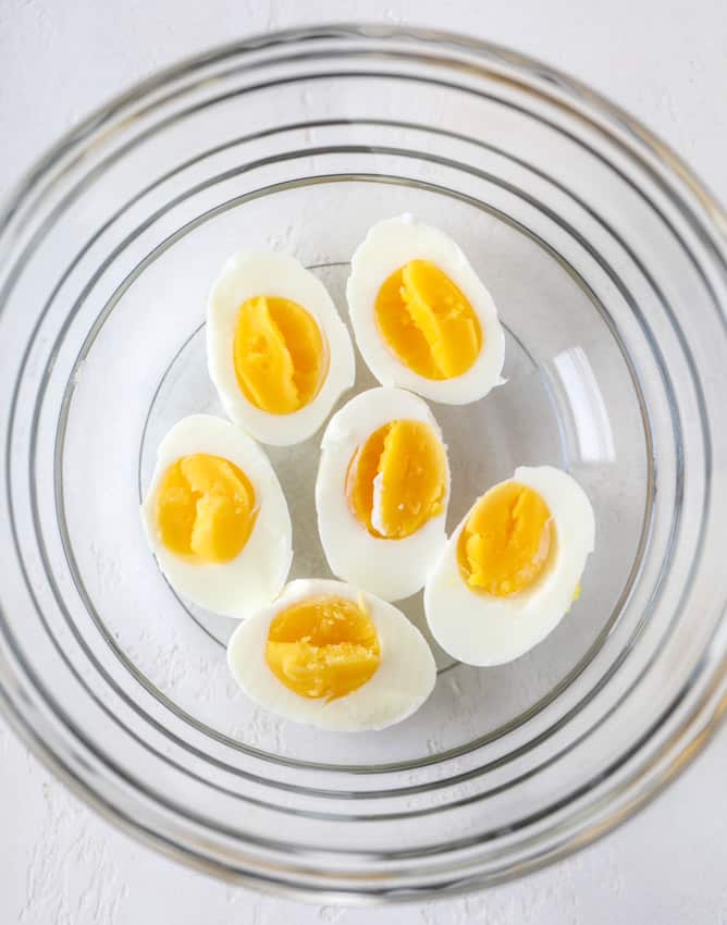 best ever egg salad I howsweeteats.com #eggsalad #recipes #eggs #greekyogurt