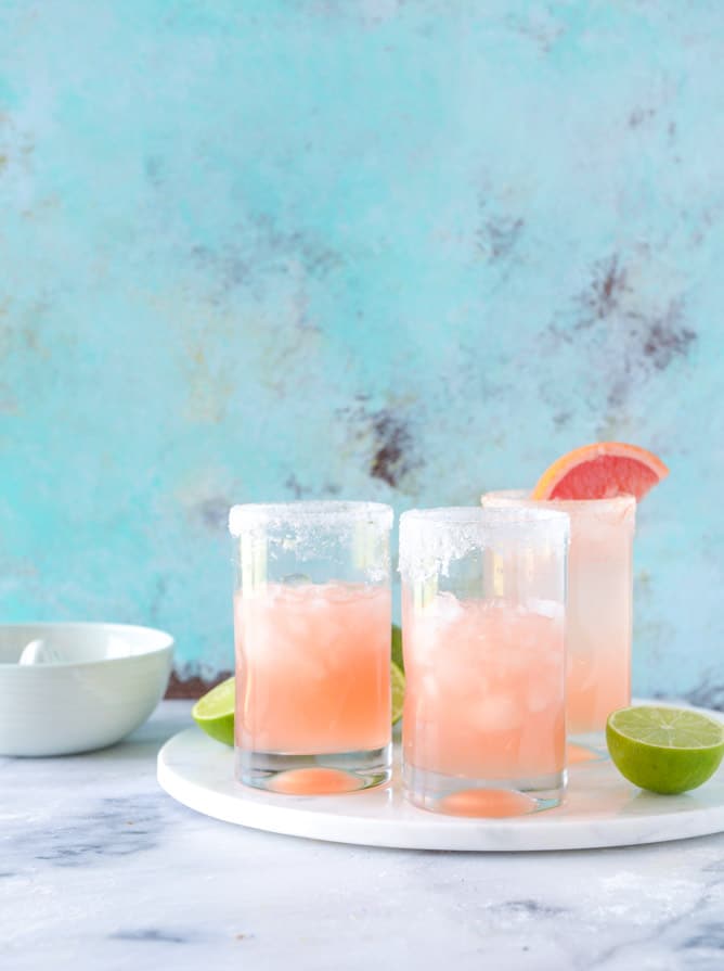 favorite spring cocktails I howsweeteats.com #spring #cocktails #drinks #strawberries #rose