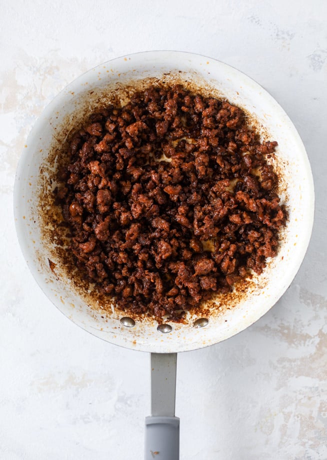 queso fundido tacos I howsweeteats.com #tacos #chorizo #queso #quesofundido