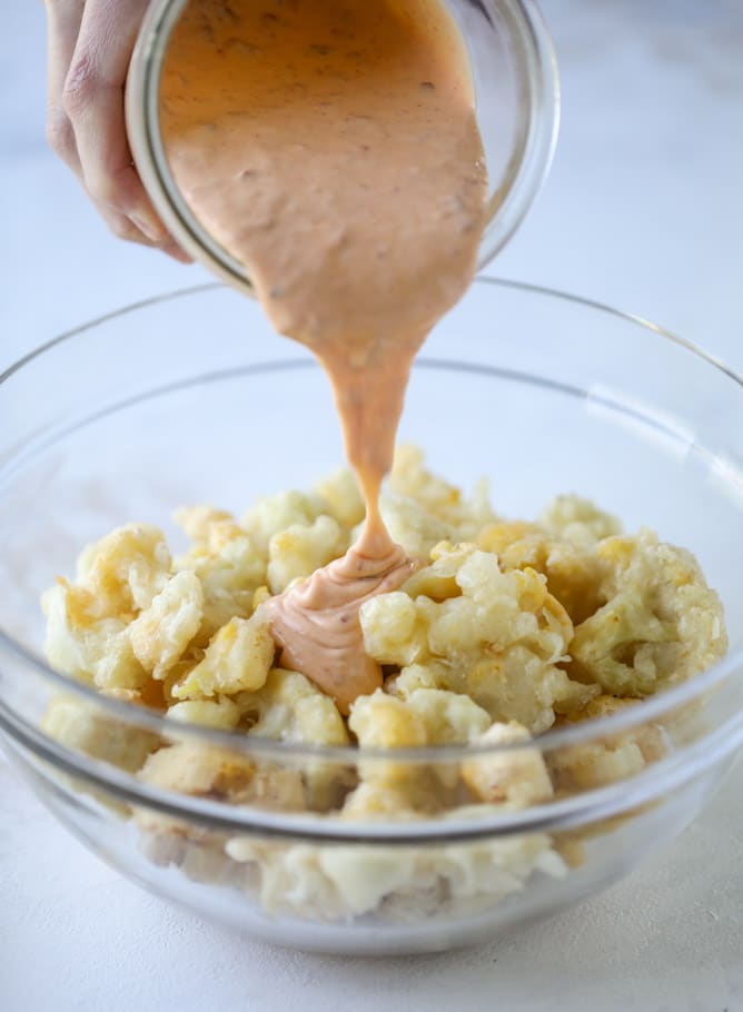 bang bang cauliflower tacos I howsweeteats.com #bangbang #cauliflower #tacos #vegetarian 