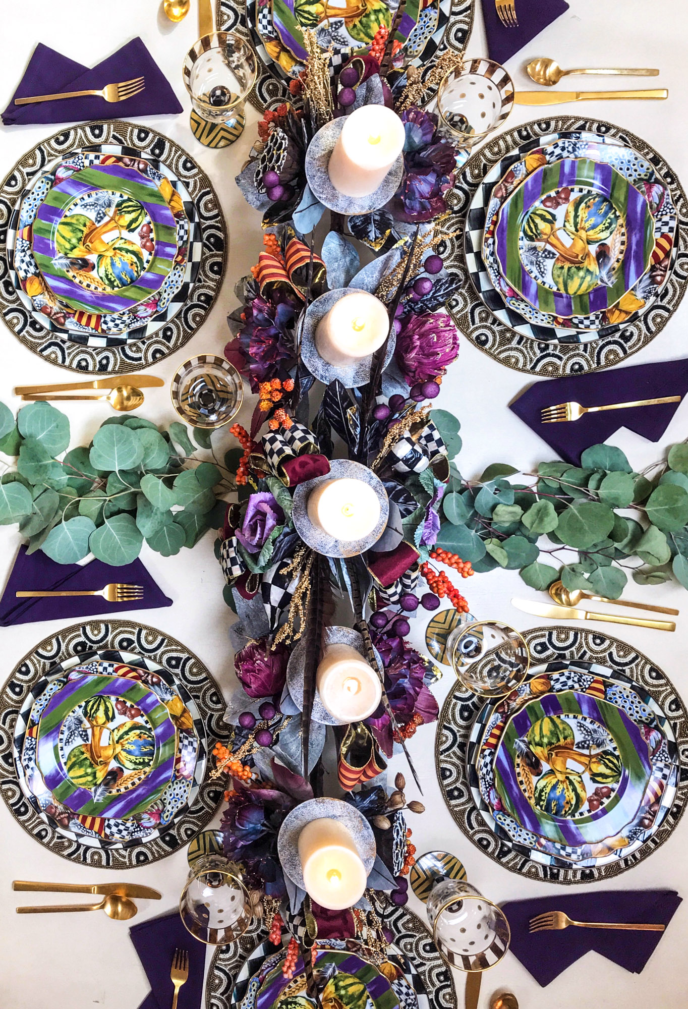 This dry brined turkey is a super easy recipe and foolproof for the perfect Thanksgiving! It's roasted with an apple cider glaze and served with the perfect gravy. You'll never make another gravy recipe again! Try this dry brined turkey for your best Thanksgiving ever! I howsweeteats.com #dry #brine #turkey #recipe #thanksgiving #gravy